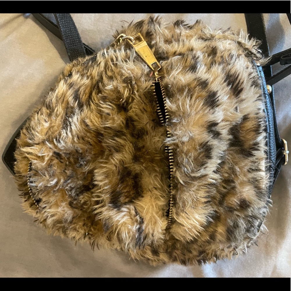 LF Small cheetah print backpack